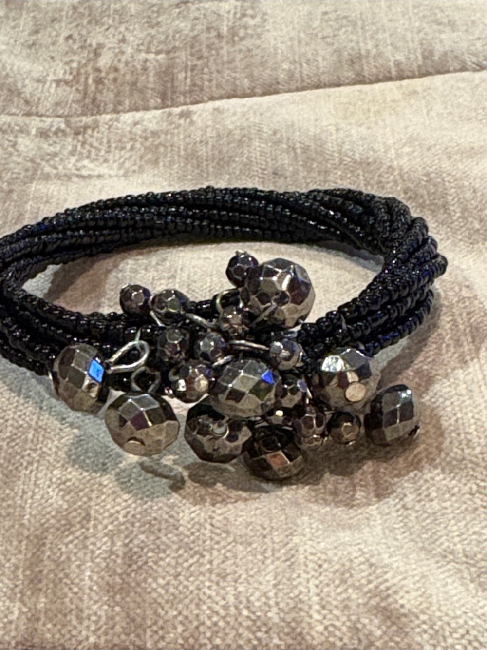 Elegant Black Multi-Strand Beaded Cuff Bracelet with Hematite Accents 6-7”